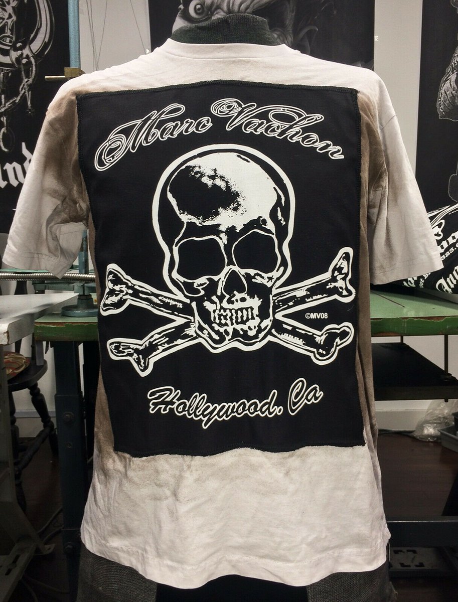 MarcVachonla's tweet photo. Custom #marcvachon #summer #tshirts available here.. #keybone #evileyes #mrbones
DM for these t's now..
https://t.co/QxsKVjuGW1 https://t.co/XcFeEbafK2