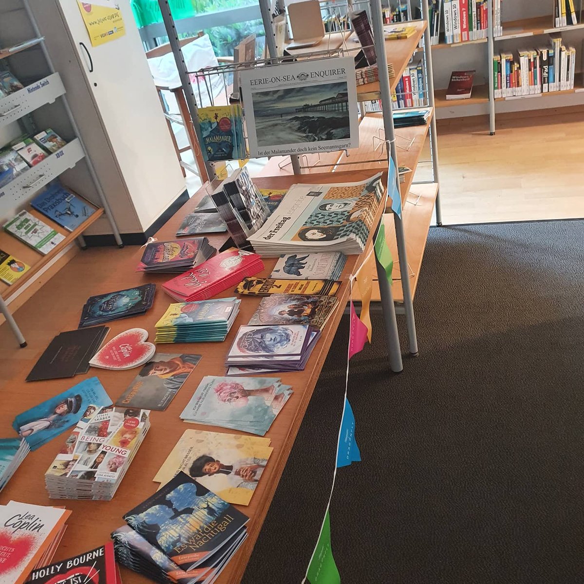 Unser Sommerleseclub #juliusclub hat begonnen 🥳 11-14-jährige können sich kostenfrei anmelden um Bücher zu lesen und bewerten. Leseproben und Give-aways von verschiedenen Buchverlagen liegen bereit

#stadtbibliothekverden 

!B