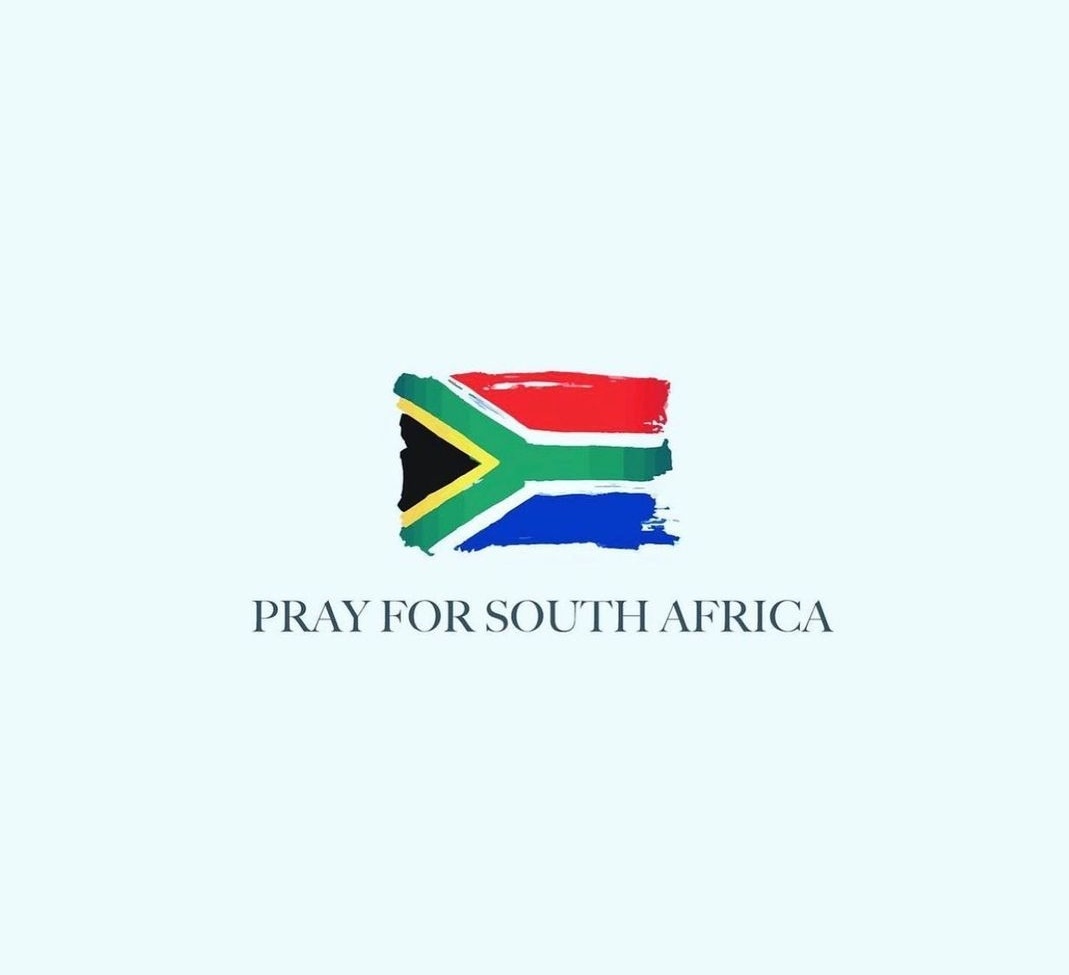 Those that believe in prayer, please let's pray to God together.

#KZNshutdown
#GautengShutdown #ShutdownSA
#KZNProtests #ShutDownGauteng 
#ZumaUnrest #Ramaphosa #RebuildSA #SAlooting #ProtectSouthAfrica #SouthAfricaIsBurning #sandf #SouthAfricaIsBurning