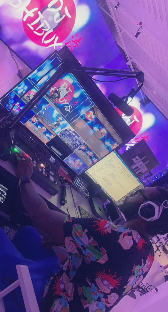 ShowBmg's tweet photo. Different Spaces. @GuerrillActin wya! #CaptureStudios https://t.co/SXYJpsU34w