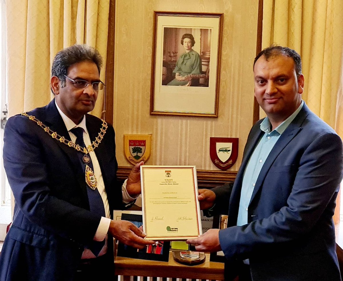 UKPBCI's tweet photo. 3/3 #highlights Mayor of Ealing Cllr Munir Ahmed gave reception in honour of UK Pakistan Business Council Delegation.
@ealingcouncil #ealing #ealingcouncil #ukpbc #ukpbcmeetings #ukpakistanbusinesscouncil #ukpbcevents #ukpbcsocialmedia #joinus #pakistaninuk #london #uk https://t.co/sdDOeOQuzj
