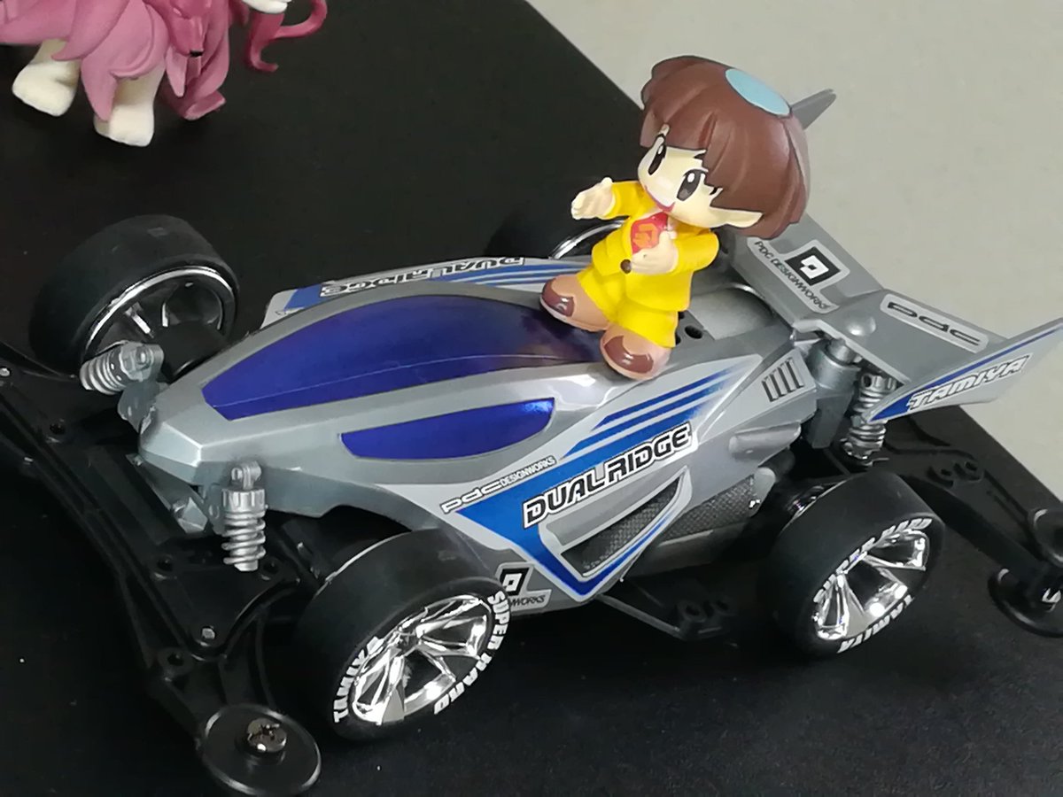 続いてもガチャ、ならぶんです。シリーズの桃鉄の金ちゃん!
サイズは小さいが塗装は頑張ってて許せるかな
ちなみに夜叉姫は別口で購入したwww 