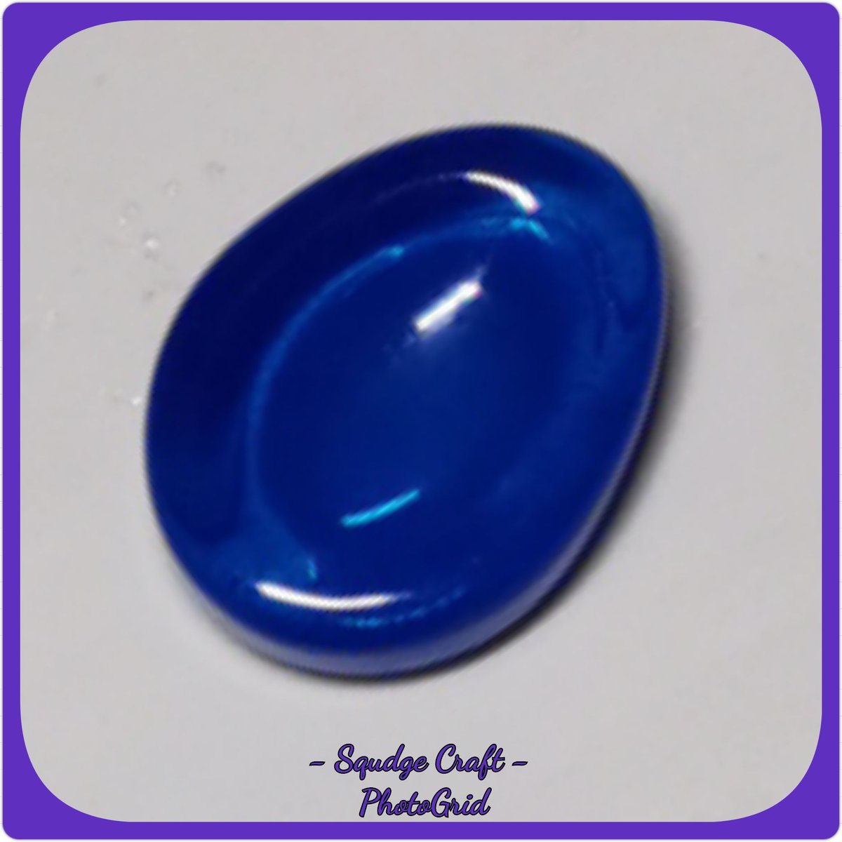SqudgeC's tweet photo. Do you suffer with anxiety? Do you have worries that overwhelm you? 
Have you seen one of these before? 

#handmade #sendlove #chronicpain #invisibleillness #UKSmallBiz #shopsmall #resin8 #worrystones #worry #anxiety #depression #mentalhealth #stress #mindfulness #anxietyrelief https://t.co/qo5PE4Kt6N