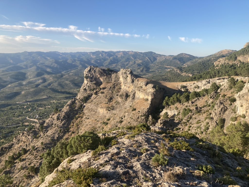 PabloCastilloGr's tweet photo. Buenos días desde un paraíso interior, en la Hiruela.
#vacacionesMontañeras #trailenfamila #cazorla #Lahiruela
#trailrunnerlife https://t.co/60NbJDgPck