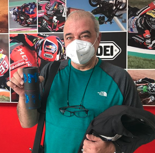 Rider1000_'s tweet photo. 👍Aquests són alguns dels guanyadors del sorteig de #Corver.
🎁En Josep i en Marc s'emporten els obsequis de #MoniMoto i en Javier un #TomTom #Rider550!
😎Enhorabona, riders!
#RIDER1000 https://t.co/2SqWeTA3GT