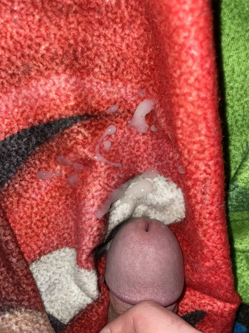 Blew a fat load, can someone take care of it? https://t.co/Ryx7ALlSx7