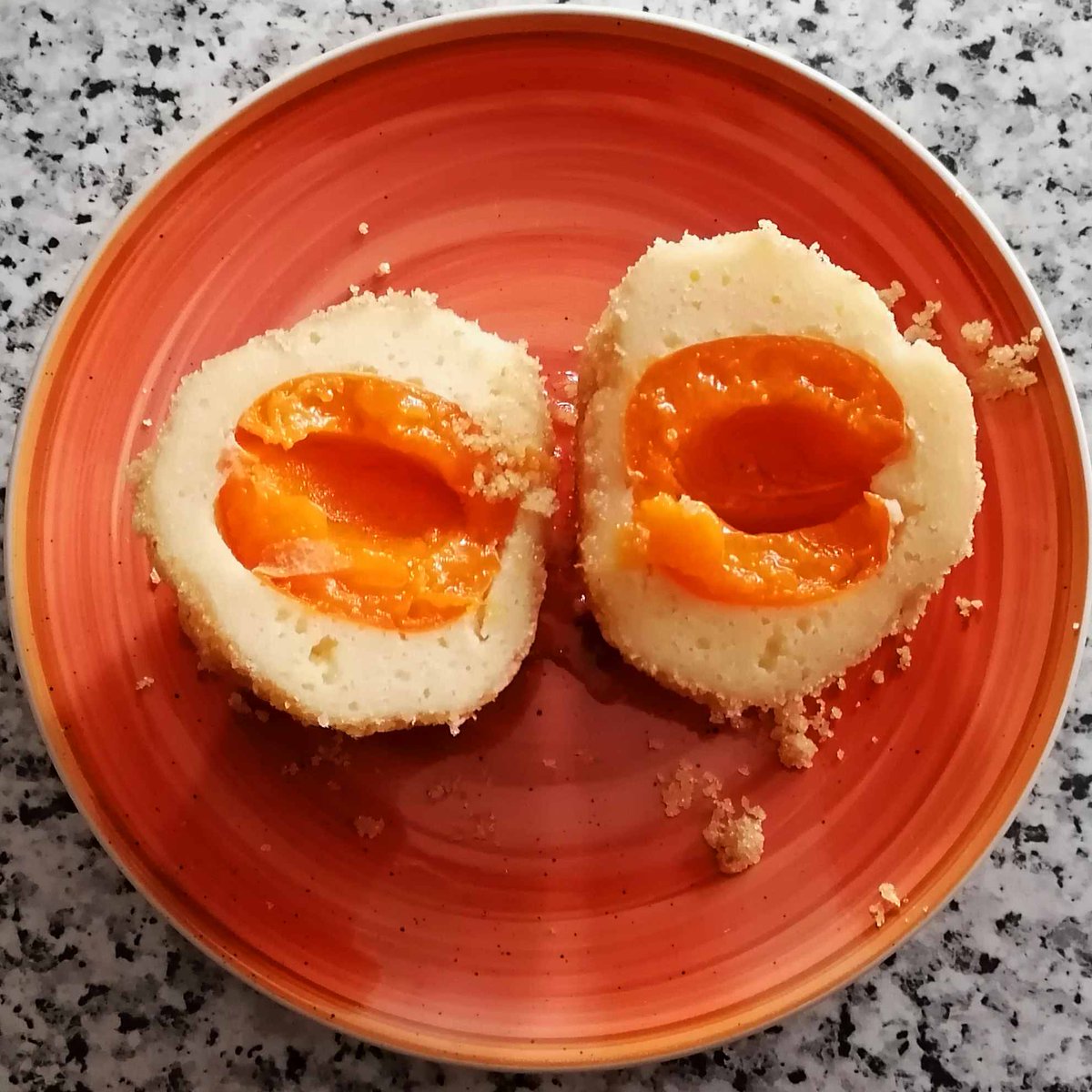 MikeKocht's tweet photo. Nachtrag: DIE = Knödeltag ;-)

Gleich ZWEI Mal #Topfenknödel im #Twooking
PIKANT: Mit viel #Parmesan auf mediterranem #Gemüse
SÜSS: Gefüllt mit #Marille (#Aprikose)

https://t.co/FBH849Tji8 https://t.co/AMAtJRxvHg