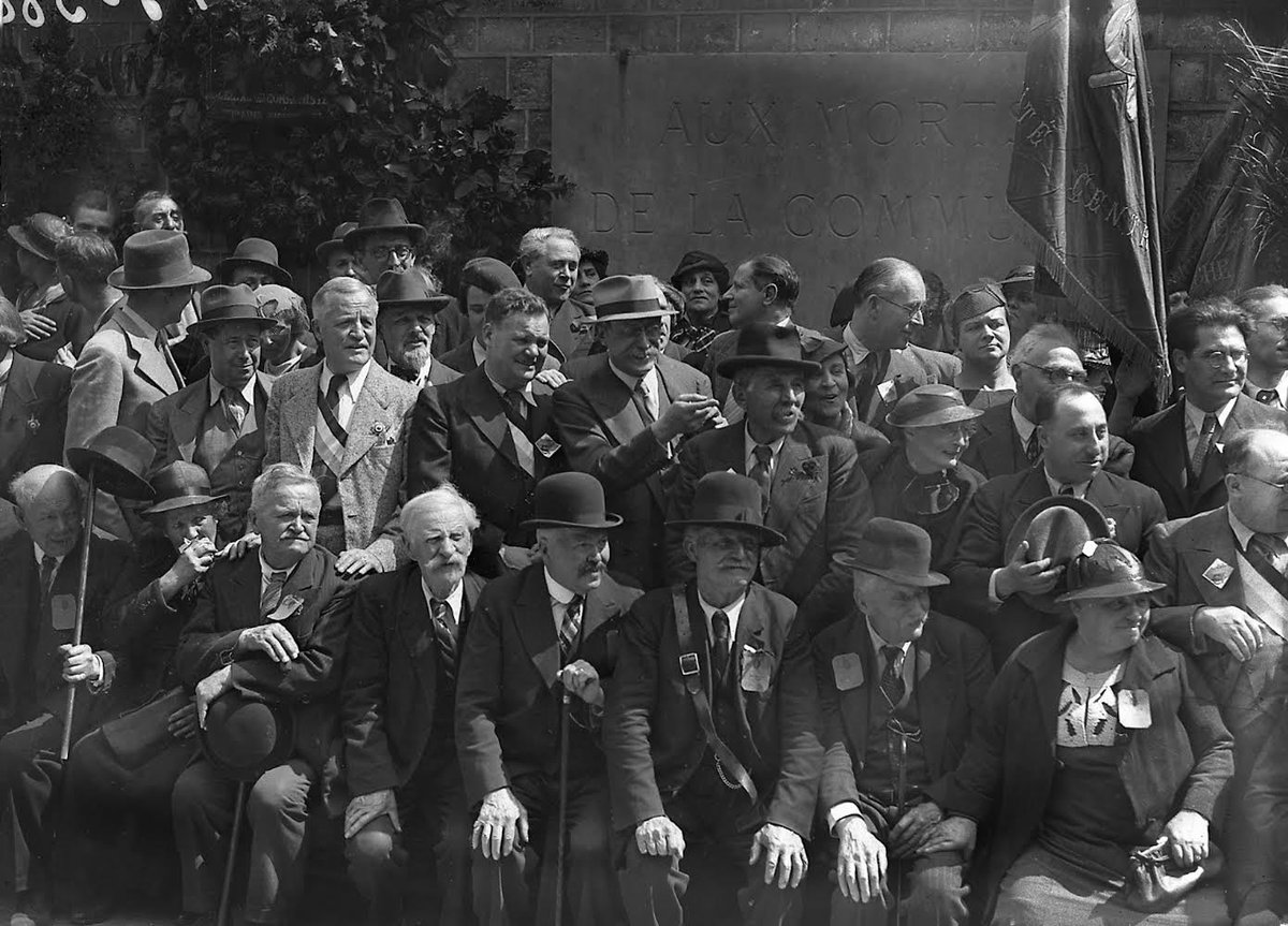 Alors qu’en mai nous fêtions les 150 ans de la Commune, je retrouve en ce #14juillet cette photo de mon arrière-grand-père André Morizet à la grande manifestation commémorative de 1936. J’ai envie de la partager avec vous car elle est belle comme l’espérance, cette photo !