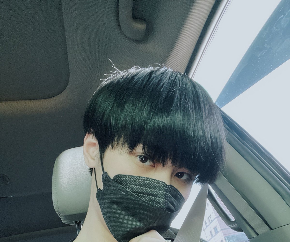 chip_onge's tweet photo. damn! he look so fine 🤩😍😘 https://t.co/3GZOkU7n7T