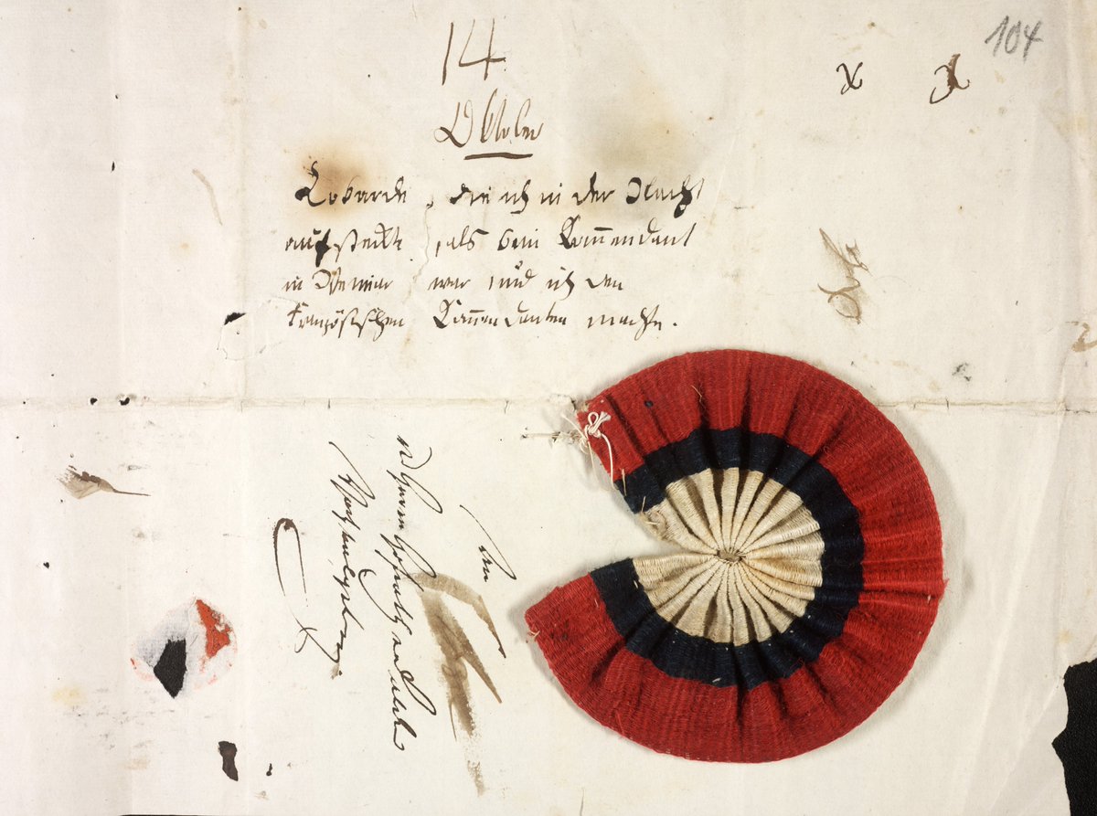 Klassik Stiftung (@klassikstiftung) on Twitter photo Die Kokarde mit den Farben der Französischen Revolution gibt es auch im Goethe- und Schiller-Archiv. Johannes Daniel Falk hat sie getragen. Wir gratulieren Frankreich zum heutigen Nationalfeiertag! #14juillet #Nationalfeiertag <a href="/DirektorGSA/">Direktor GSA</a> Die Kokarde mit den Farben der Französischen Revolution gibt es auch im Goethe- und Schiller-Archiv. Johannes Daniel Falk hat sie getragen. Wir gratulieren Frankreich zum heutigen Nationalfeiertag! #14juillet #Nationalfeiertag <a href="/DirektorGSA/">Direktor GSA</a>