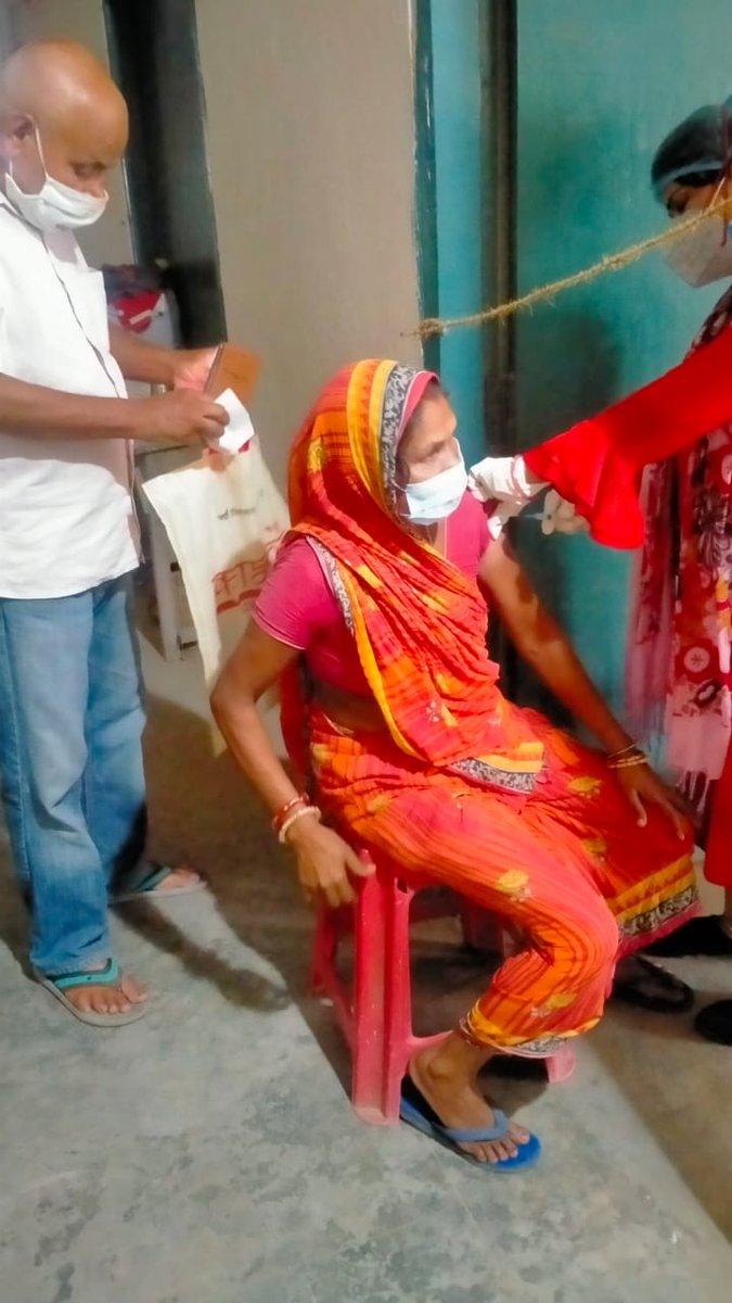 IGSSS's tweet photo. After the door to door meetings and multiple awareness drives by field staff, we are happy to share that 50 people got their first shot of the #COVID #vaccine in a Patna slum, Bihar. 
#VaccinationCovid #vaccinated https://t.co/dfTEsWNxgr