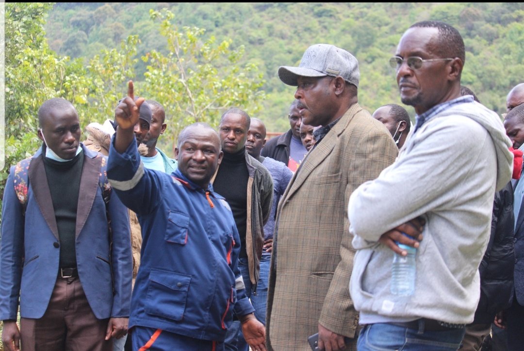 HakiMadini2012's tweet photo. #LearningBySeeing
Yesterday the group visited the #RiftValleyMiniHydro in Mwenga Mufindi District
This mini-hydro produces 4MW which part of it sold to @tanescoyetu and the rest is supplied to the local villages. https://t.co/sWcNJaSUqm