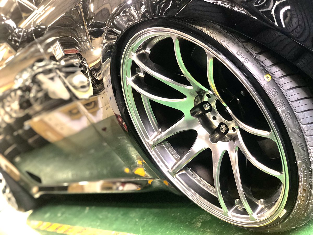 pr_kaemon's tweet photo. タイヤ交換ありがとうございました😊
拘りのツライチさすがっす😏👏
#is #isf #fsport #タイヤ交換 #ツライチ #キャンバー #vip #vipcar #vipstyle #stance #stancenation #vipmafia #work #emotion #Japanstyle #嘉衛門 #嘉衛門港北店 https://t.co/854GXjWXpd