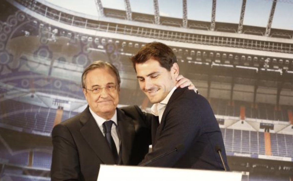 elmundotoday's tweet image. Casillas confirma que es tonto pero aclara que no tanto como para dejar que lo graben: buff.ly/2UMPWk8