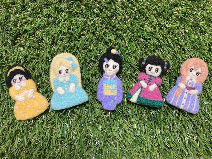 Twoucan 女の子ブローチ の注目ツイート イラスト マンガ コスプレ モデル
