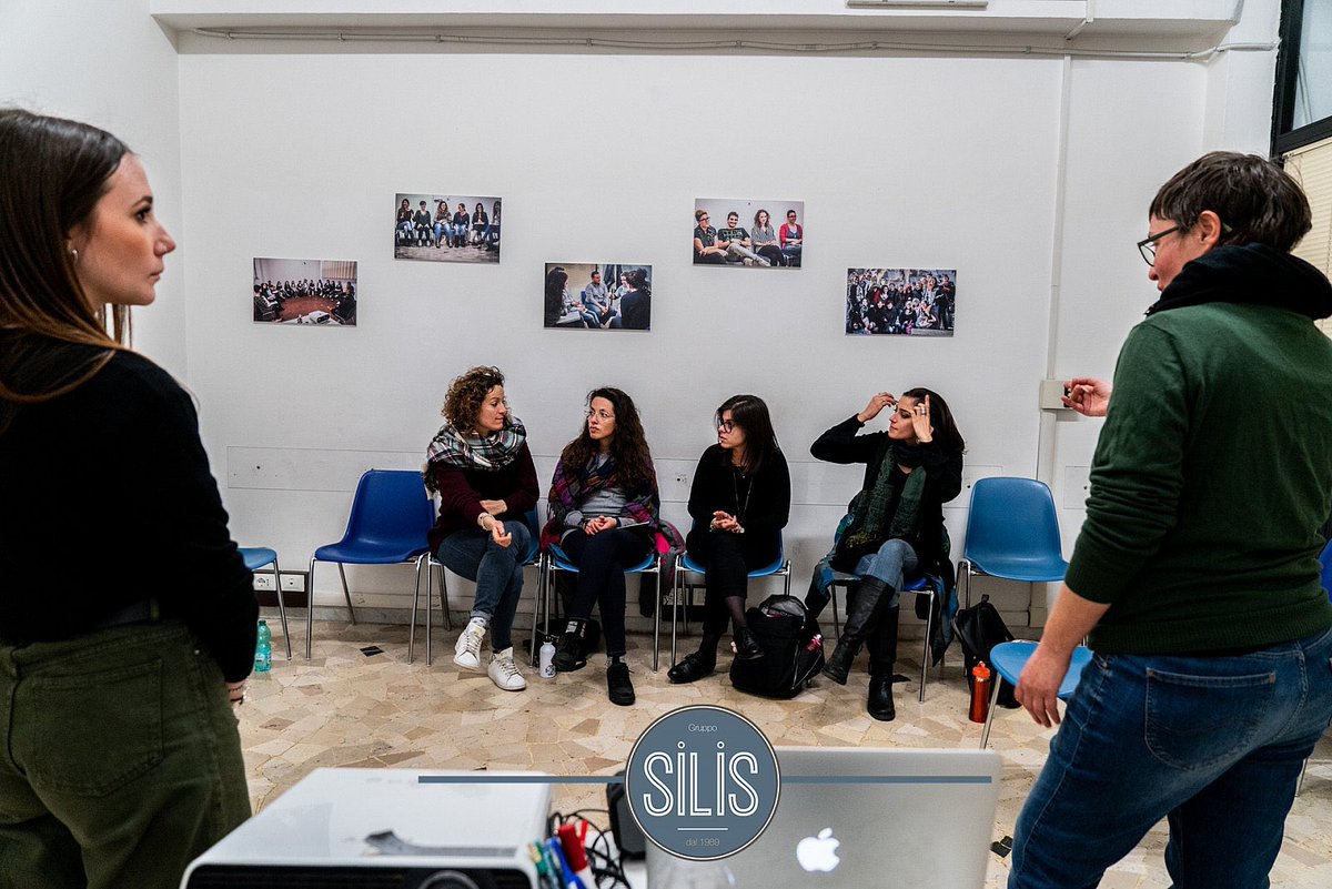 Gruppo_SILIS's tweet photo. Oggi Ultimo Giorno per potersi iscrivere!
•Scuola di Lingua dei Segni 
Corsi LIS 
•Corsi Professionali
Corso Interprete 
Corso Assistente alla Comunicazione
Collegati al nostro sito
https://t.co/v6TtCuw57y e procedi con l’iscrizione!
📧 segreteria@grupposilis.it
📞 0644239886 https://t.co/IvD4maKgQR