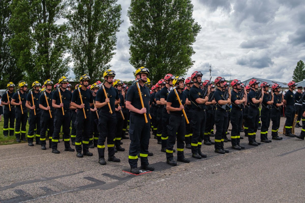 armeedeterre's tweet image. Les #UIISC de l&apos;@armeedeterre appartiennent à l&apos;arme du génie.

En alerte permanente, elles interviennent avec des détachements spécialisés en temps de paix, de crise ou de guerre, en France, à l&apos;étranger, pour protéger les populations et sauvegarder les biens et l’environnement.