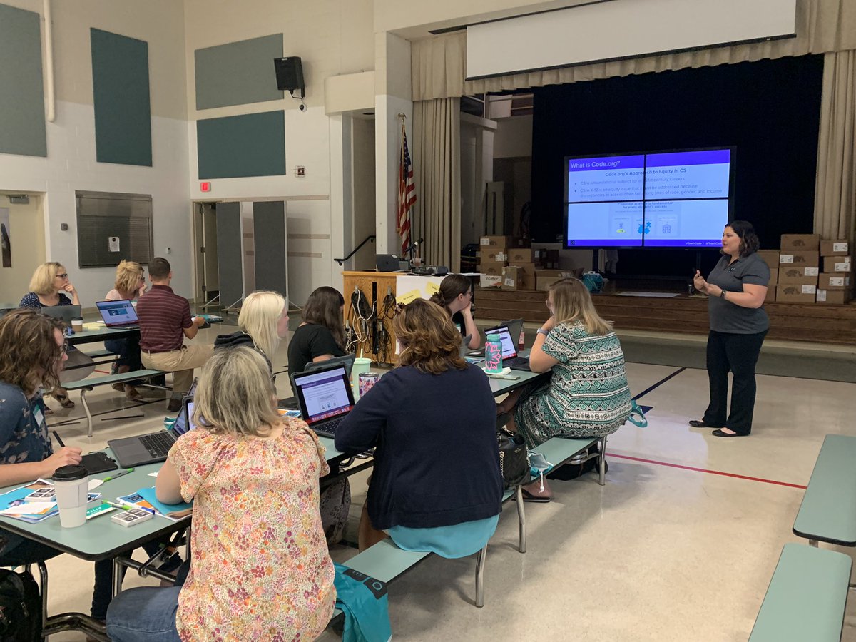 GibboneyRebecca's tweet image. Digging into @codeorg with eager @WASDSchools K-6 teachers. Plus, the one and only @kswboyles! #CSinPA #STEMinPA #CSforALL @PADeptofEd @BLaSTIU17