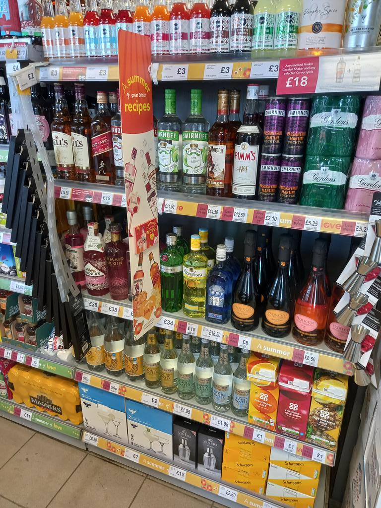 Get set for cocktails at Lane Head Road come down and look at the fantastic new gins <a href="/mycoopfood/">Central Co-op Food</a> <a href="/garton_matthew/">matt</a> @grahamwren2