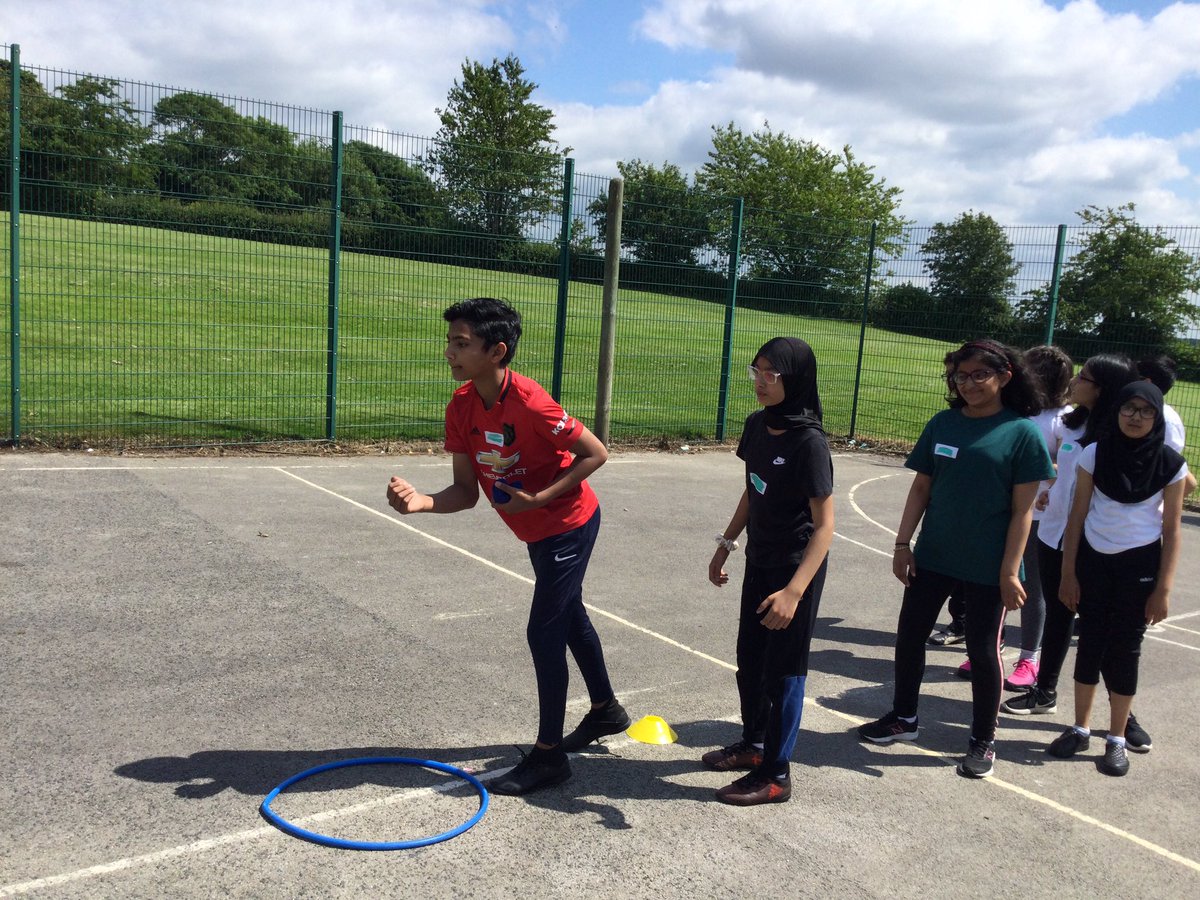 LydgateY6H's tweet photo. Y6 enjoying Sports day. The weather was 🤩 https://t.co/Sq7kMwQ4g4