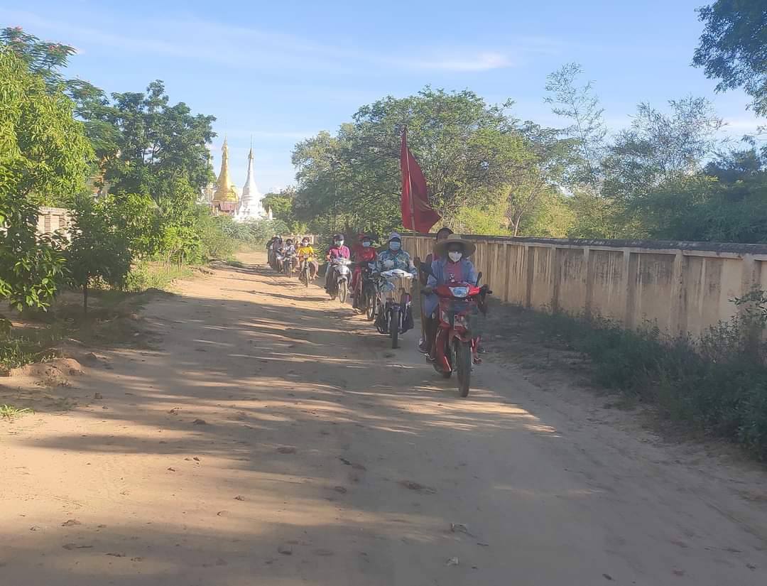 skktz's tweet photo. Anti-coup protest by fearless activists from Monywa Kyaymon Villages on July 14. #MyanmarNeedsO2 #WhatsHappeningInMyanmar #July14Coup https://t.co/ELXIjWOfim