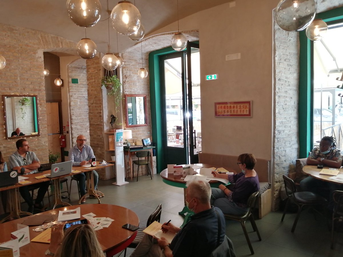 CaritasItaliana's tweet image. #14luglio, inizia presentazione #facebooklive Campagna "Conosci la sua storia?" su #filieraetica #cibo. Seguici sulla nostra pagina #facebook. @FestivalSabir @Tg3web @tg2000it @Avvenire_Nei @EleonoraCamilli