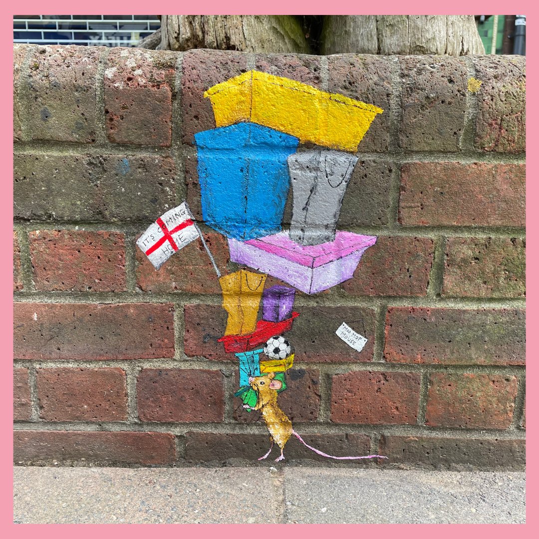 HelloHerneBay's tweet photo. Something small, colourful and sweet arrived in #HerneBay
at the weekend.... 

Did you spot anything unusual? 

Clue: Look down 👀🐭

#moomopmouse #staycation #hernebay #micetomeetyou #hernebay #visitcanterbury #visitkent #canterbury #kent https://t.co/kdSqE0LBDB