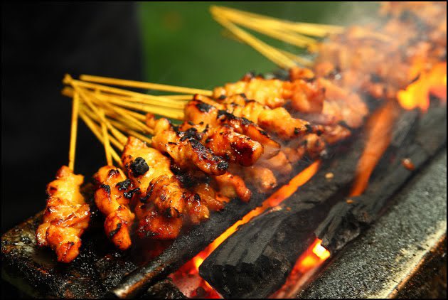 ⬇️Thread jual makanan online⬇️ 
As requested by many sellers, thread jualan makanan kembali lagi. Feel free untuk promote makanan sedap-sedap kat bawah and anyone yang nak beli dipersilakan shopping hehe :