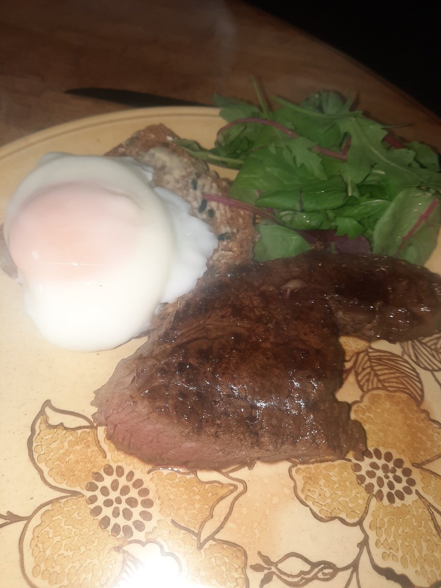 This is half the finished product which I am sharing the other half

#breakfastwars 
#poachedegg 
#streak 
<a href="/jonkelly31/">Jon Kelly 🎰 🏰 🍺 🔥 🍔🌮🥩🍗</a>