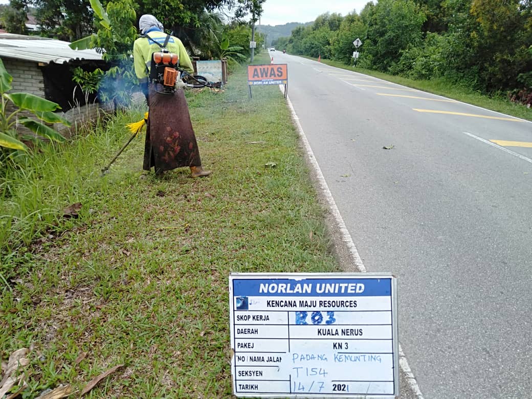 AHTNU_Area2's tweet image. Info 14.7.2021
T154 Jln Pdg Kemunting, Kuala Nerus

R03
Team #KualaNerus
Kerja-kerja memotong rumput (pusingan Julai)

Rumput Rapi dan Kemas

#ThisIsKualaNerus
#TSRM
@JKRTerengganu
@jkrktganu