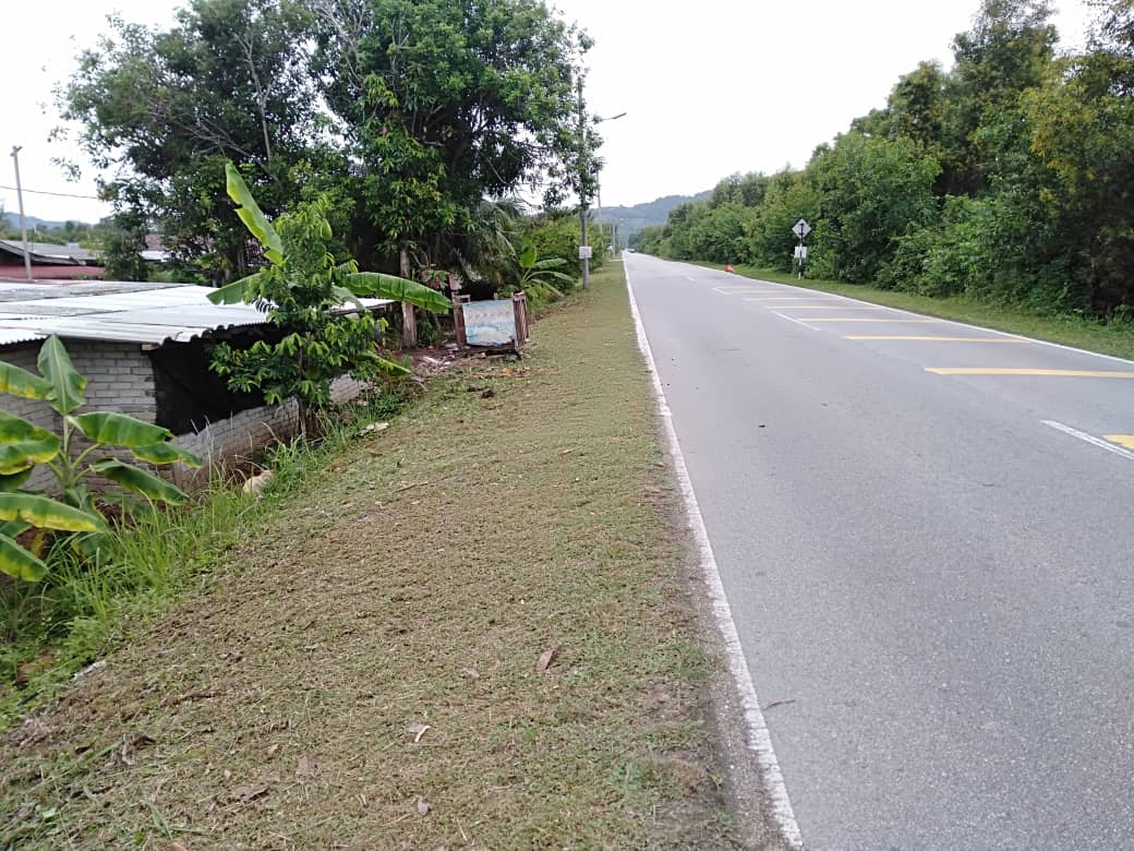 AHTNU_Area2's tweet image. Info 14.7.2021
T154 Jln Pdg Kemunting, Kuala Nerus

R03
Team #KualaNerus
Kerja-kerja memotong rumput (pusingan Julai)

Rumput Rapi dan Kemas

#ThisIsKualaNerus
#TSRM
@JKRTerengganu
@jkrktganu