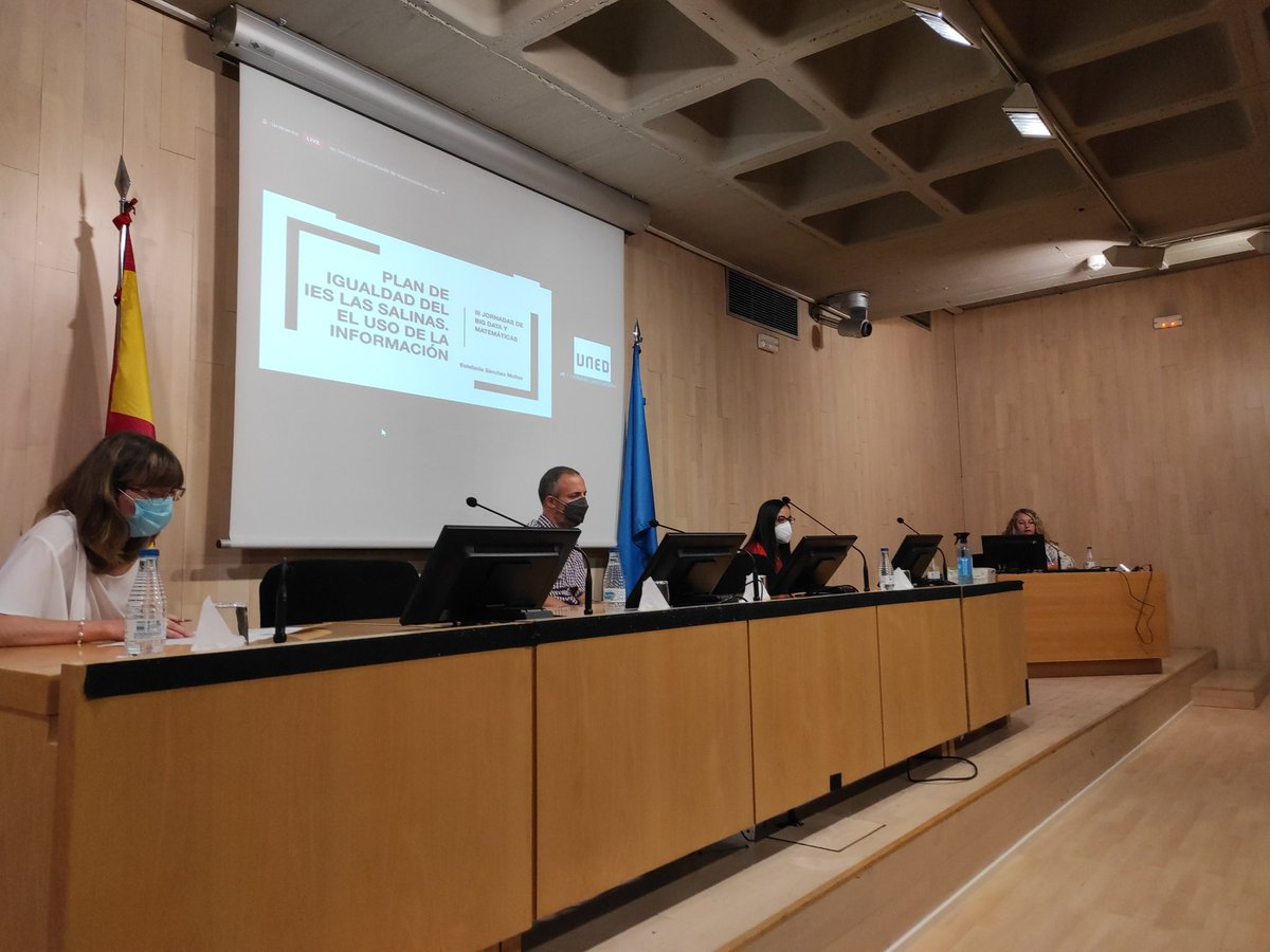 RaquelIbarA's tweet photo. III Jornadas de Big Data y Matemáticas. #ASEPUMA . https://t.co/iO1H9KeaBh https://t.co/2qIUfY9AJr