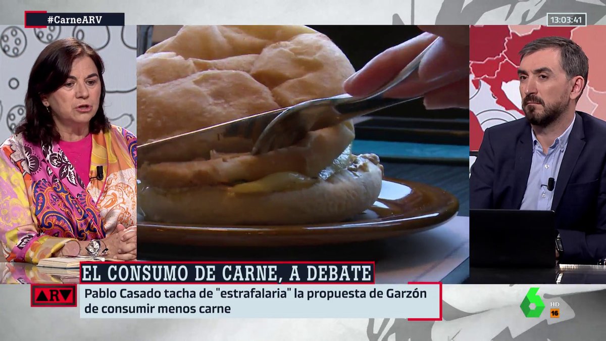 DebatAlRojoVivo's tweet photo. 🔴 Lucía Méndez: "Garzón es ministro. Si él cree que España tiene un problema con la carne o con la ganadería, lo que tiene que hacer es hacer valer su condición de ministro. Pero se dedica al activismo contra la #CarneARV" ▶ https://t.co/BTNloEqFCU https://t.co/W9WMiMcmK9