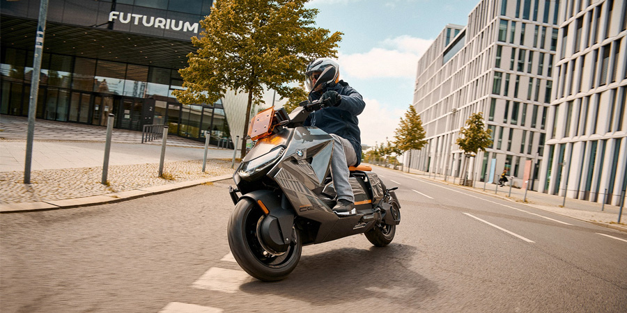 otoalsat's tweet photo. Yeni BMW Motorrad CE 04 2022’nin İlk Çeyreğinde Türkiye’de @BMWMotorrad_TR https://t.co/Tp3EJXMD0F https://t.co/mTiWIC22OF