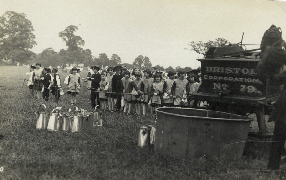 MullersMuseum's tweet photo. As a part of #PicnicMonth we're focussing on the orphans' annual picnic on Purdown, which was a treat that the orphans looked forward to every year. Here they are queueing up for a drink! #Purdown #MΓΌllersMuseum #picnicday #picnic #EatOut #getoutside https://t.co/44J4L16CYr