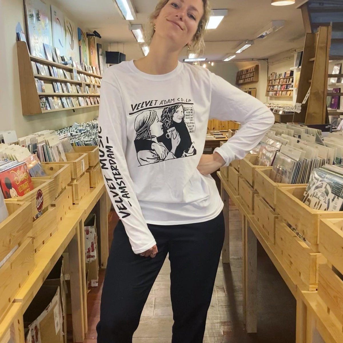 Ons shirt is nu ook verkrijgbaar als longsleeve! (s-m-l-xl) leuk om mee te nemen bijvoorbeeld aanstaande zaterdag 17jul: Record Store Day - drop 2! (open vanaf 9:00) &lt;3