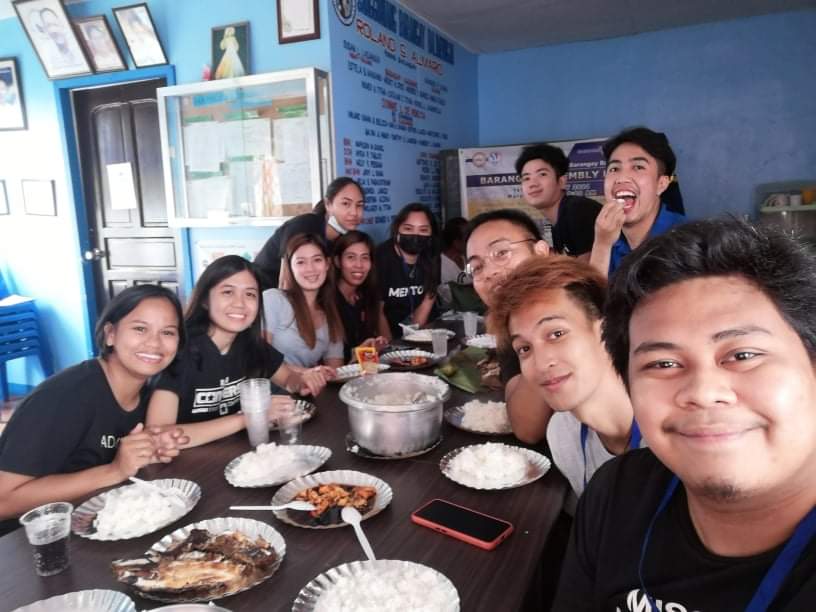 iamtangarcia's tweet photo. Bonding with new set of FRIENDS! ❤❤ #TEAMGIP https://t.co/sad53XTsVP