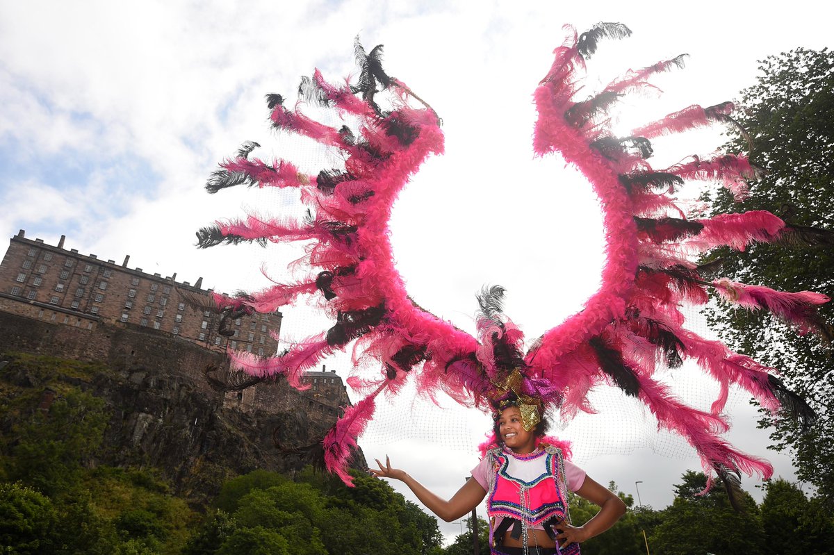 EdinburghCarnival tweet media