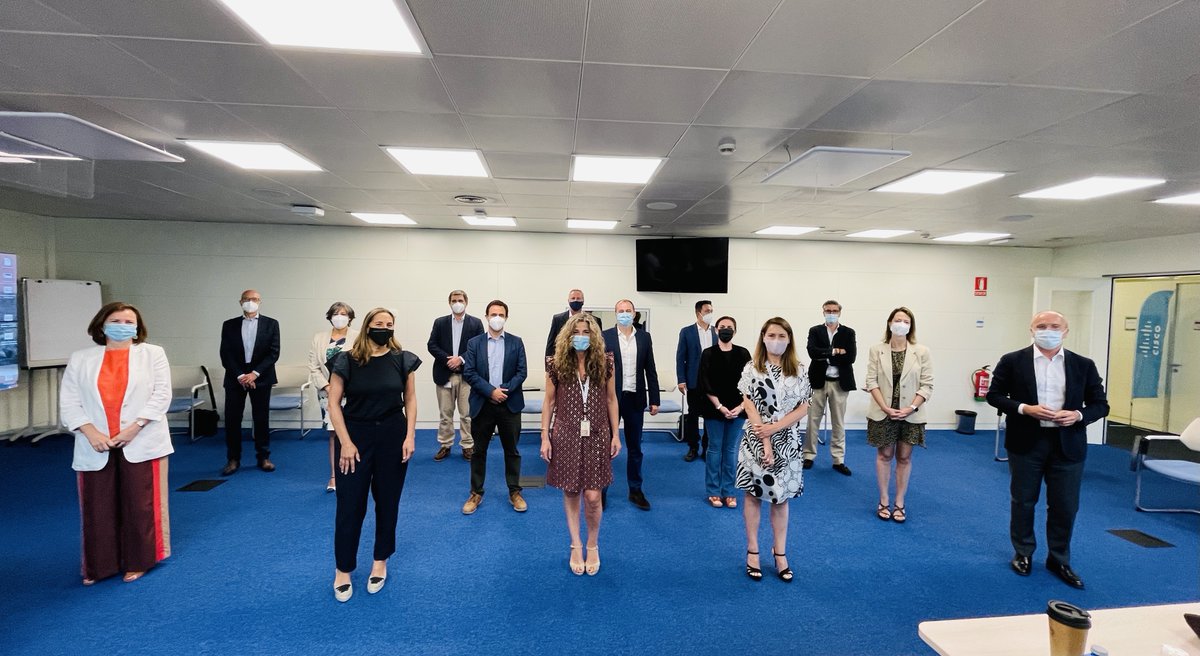 cisco_spain's tweet photo. It’s an honor to have you here in #Spain @MarkPattersonBR @pastora_valero @SantoniAgo 
Together, we continue working on a digital, green, inclusive, and secure world. @AVilamitjanaP

#CiscoNextGenSpain #WeAreCisco #LoveWhereYouWork https://t.co/UlBsLiOz7w