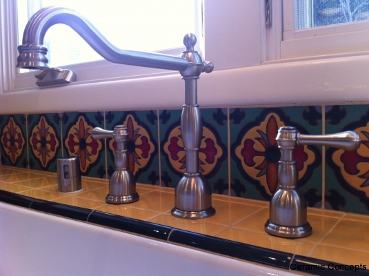 Decorativetiles's tweet photo. Painting your bathroom tiles is an easy and affordable way to renovate them. https://t.co/KoFclvnpyi

#ceramictiles, 
#spanishceramictiles, 
#decorativeceramictiles
#tiles
#handpaintedtiles
#malibutiles https://t.co/hYTZ8VVfT8