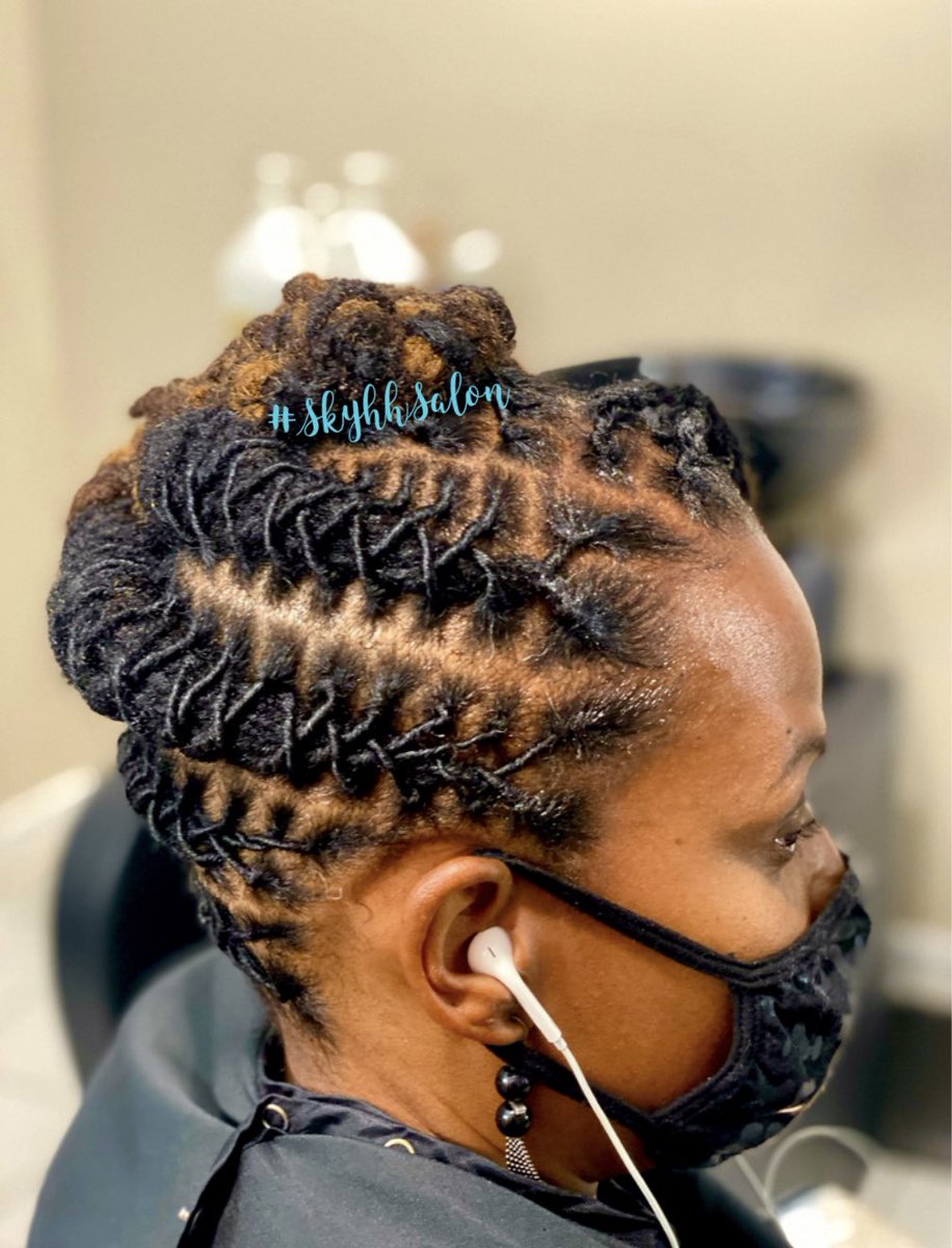 how to become a loctician in north carolina