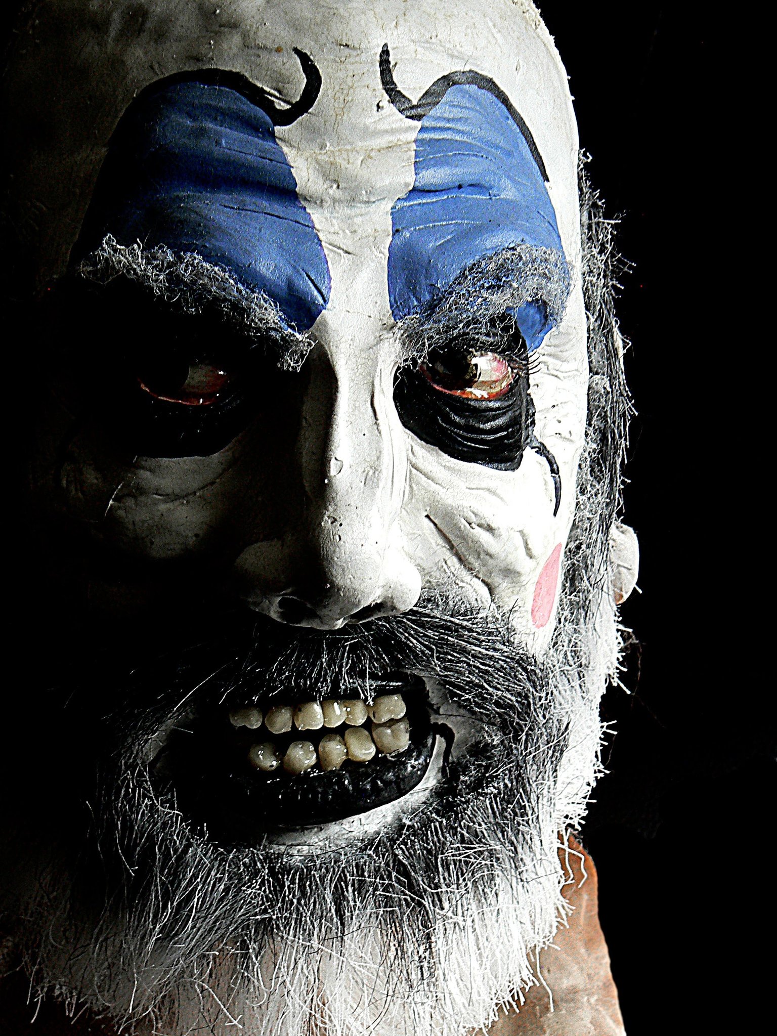 Happy Birthday to the late, amazing Sid Haig. 

I made these years ago when I use to sculpt. 