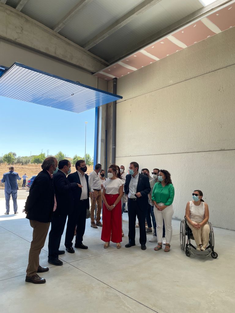 e_avante's tweet photo. 🔘 Inauguración del nuevo parque industrial de Jerez de los Caballeros, promovido por #FEISA https://t.co/YbfTcI9TnD