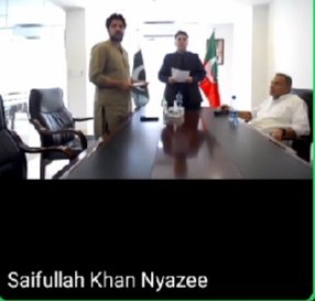 InsafSba's tweet photo. Today @14/7/2021 New announced Insaf Youth wing Eastern region cabinet took Oath through Zoom @Mirpurkhas.
Cheif Organizer Saifullah Niazi President IYW Pak Moula Bux Soomro, G.S Arif Rind &amp;VP IYW Nisar Khan also participated oath taking ceremony.
Released by: Noor Muhammad Dahri https://t.co/gyaz0lfK0E