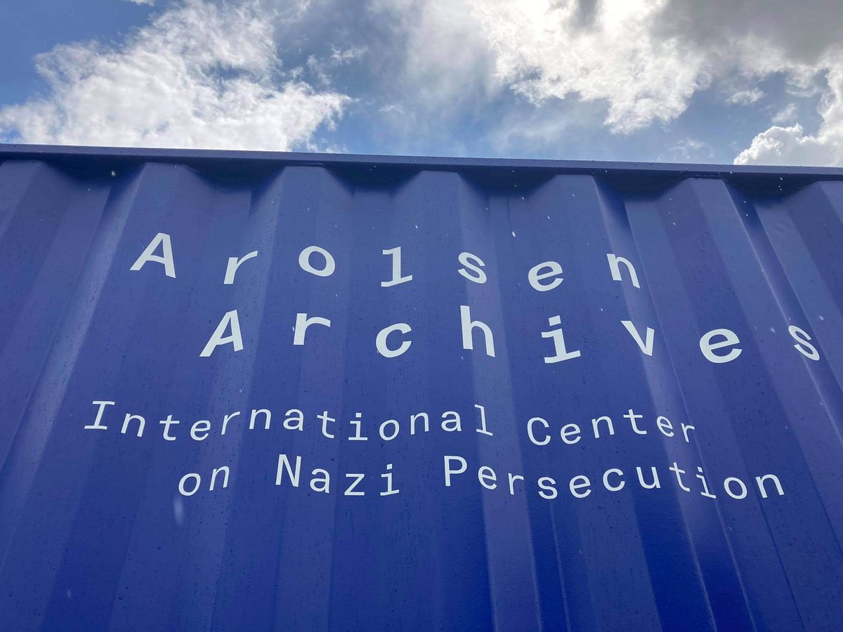 MuseumEgling's tweet photo. Das war‘s! 😭 Heute war der letzte Tag an dem #StolenMemory in #EglinganderPaar war. Für 2 Wochen durften wir Besuchern von nah und fern, die tolle Ausstellung der @ArolsenArchives zeigen und über deren wichtige Arbeit informieren. Next Stop #Leonberg.
#Geschichte #museum #Archiv https://t.co/9vp6tAPBvq