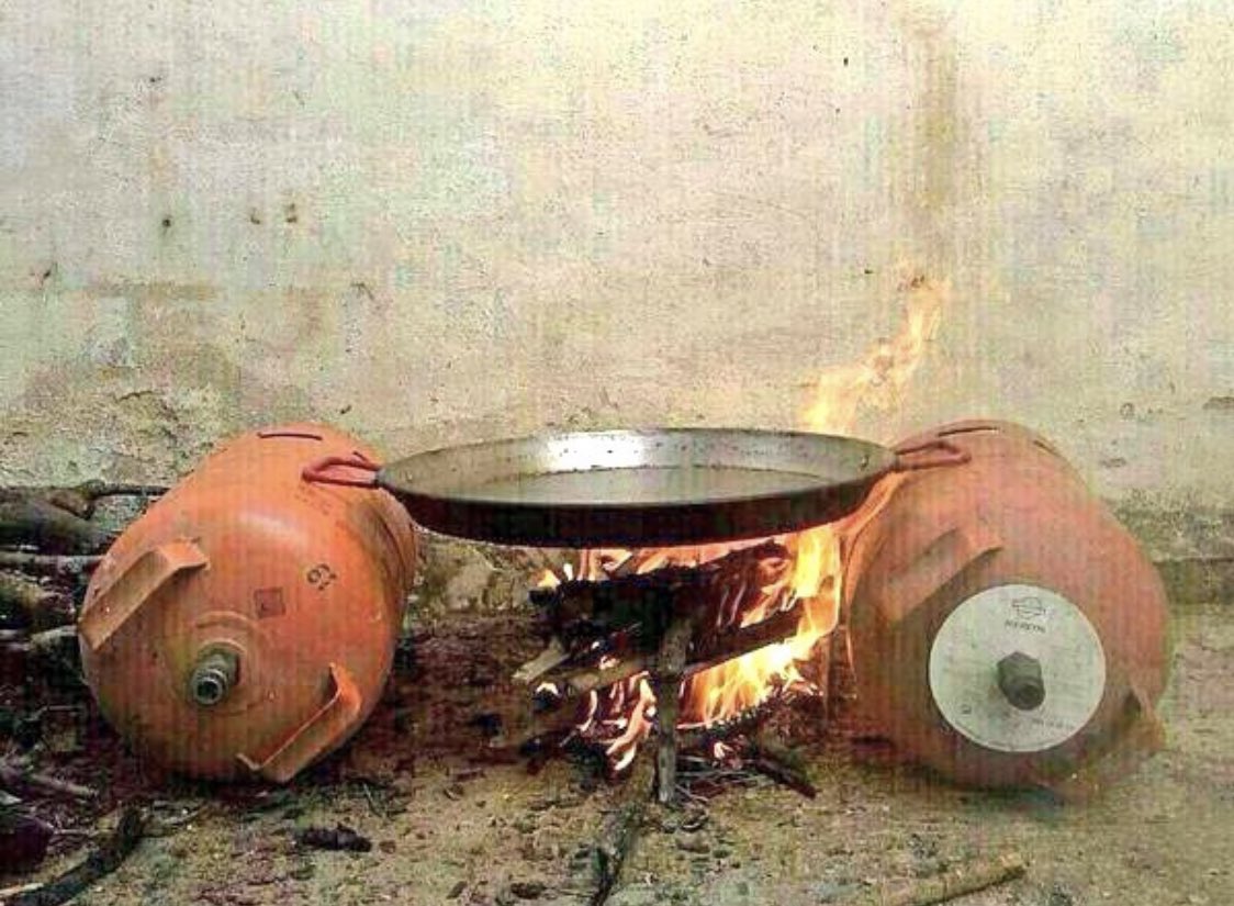 elmonaguillo's tweet photo. Bueno, hoy es un día largo y lleno de emociones. Empezamos con una paellita 👇🏼 https://t.co/mChWWMrgyC