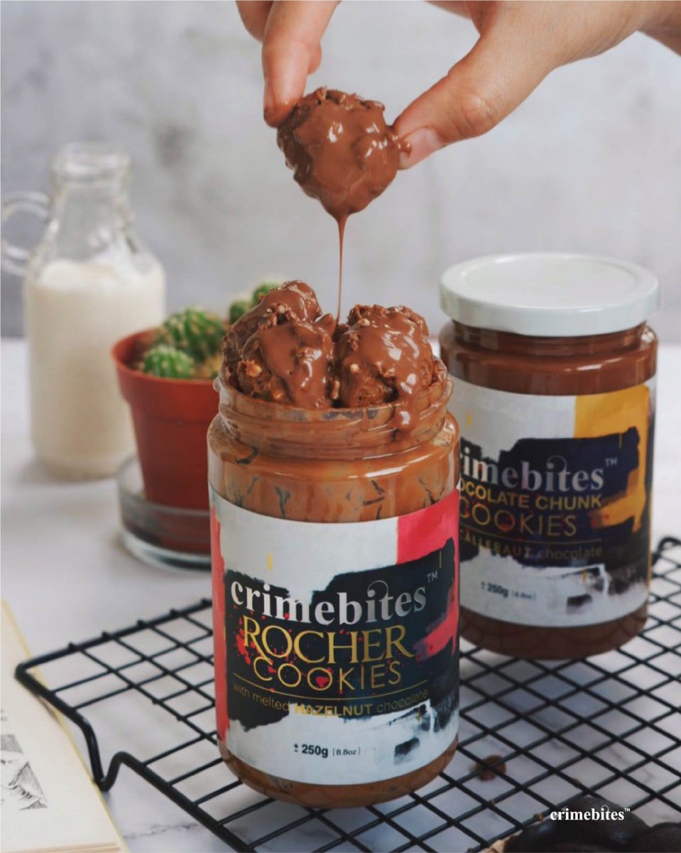 rochercookies's tweet photo. @khairulaming Hi , i'm selling crimebites and mellowcrunch as side income for study fee! 

Siapa yang berminat boleh tekan link on my bio, and harga on my pinned tweet! Cod available most of the area in Malaysia insyaallah, thank you Khairul aming <3 https://t.co/QVQI0sVvJk