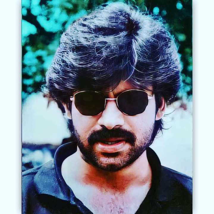 ShashankSiddu4's tweet photo. The mann with power.. Who can change the power of the nation @PawanKalyan #PawanosthawamOnTheWay #AdavanceHBDsenani https://t.co/YpNzOZYUCf