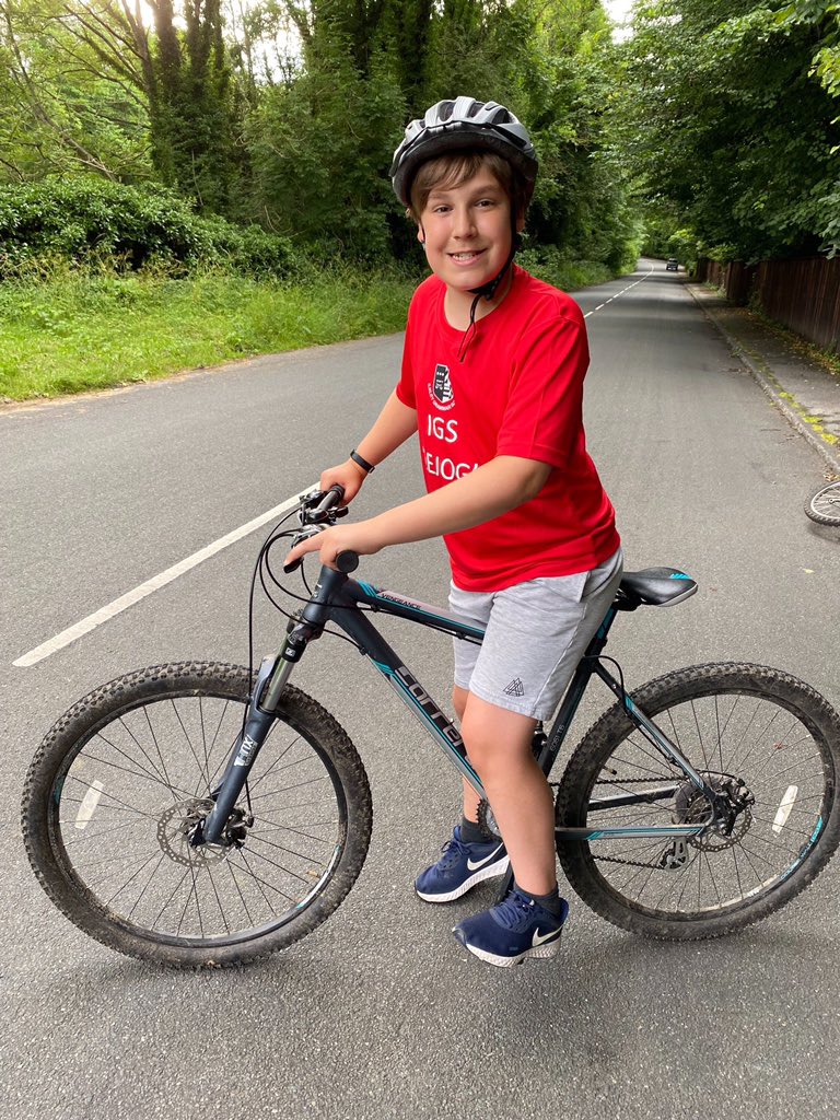 ilkleygrammarPE's tweet photo. Day 2 of the @Ilkleygrammar #IGSLEJOG challenge! Yesterday we covered 202.3 miles. Walking was the top activity with 95 miles submitted. We are now 433.3 miles into our journey! We had 4 miles covered during a cricket match by Easha in Yr7, well done! https://t.co/nULfI8Wrw2