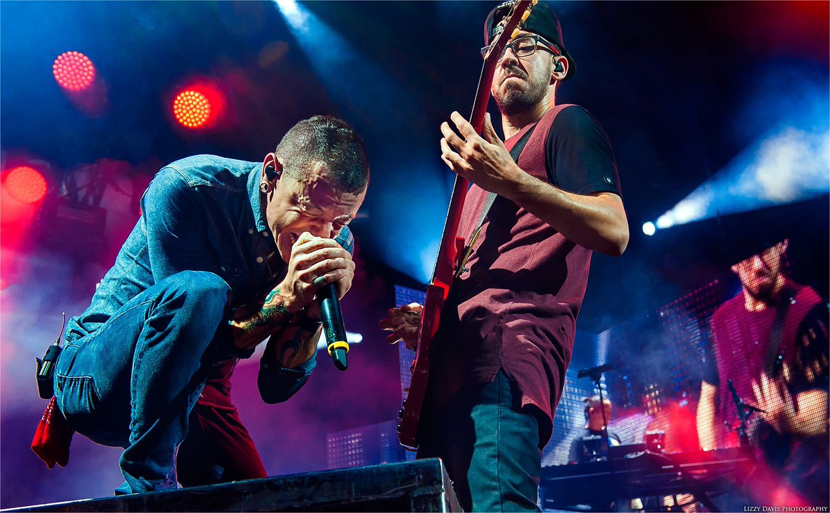 LinkinParkPlus's tweet photo. GALLERY UPDATE:

🏙 Linkin Park - Carnivores Tour in Charlotte
📅 August 12th, 2014
📸 @llzzies 

Check out the full gallery here -> https://t.co/U7kzheVKP4 https://t.co/ZkaDAw8Q0C